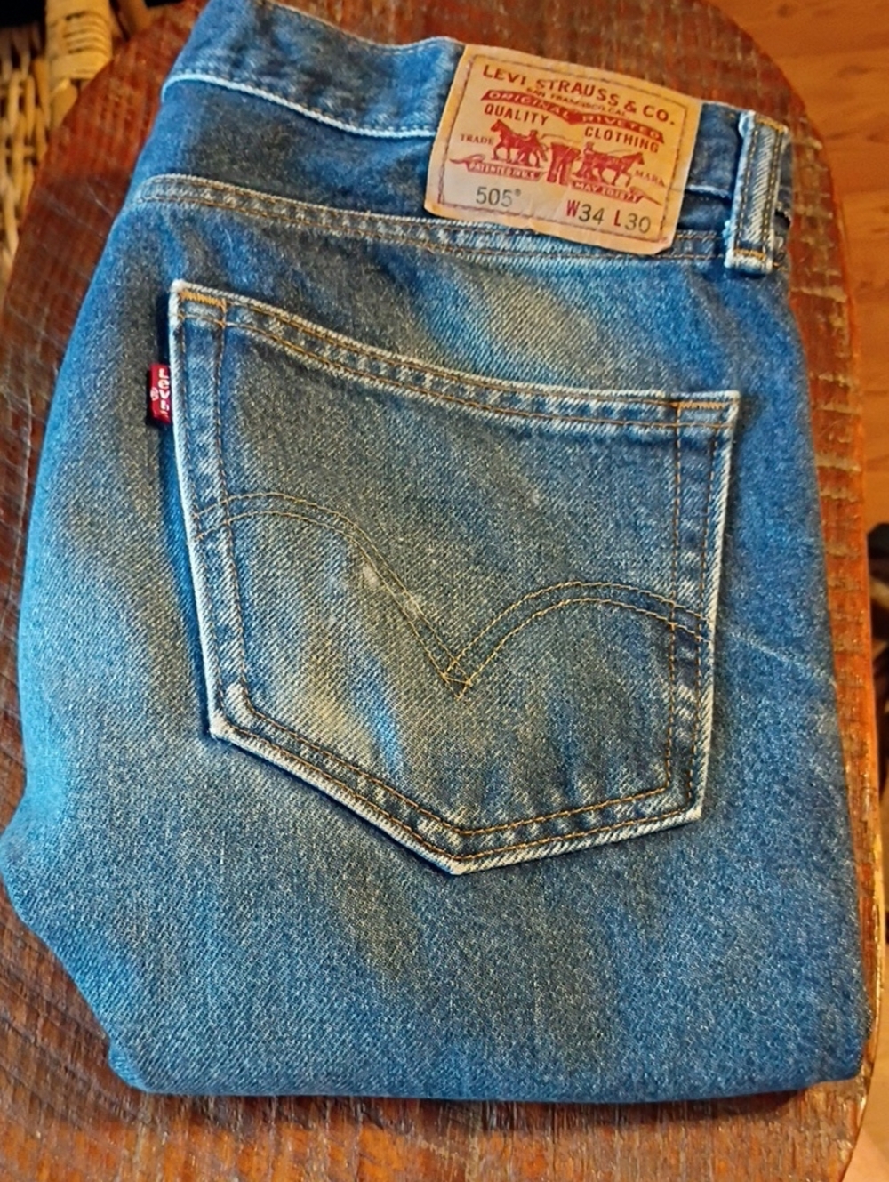 Levi's 505 Classic Men’s Blue Denim Jeans 34x30